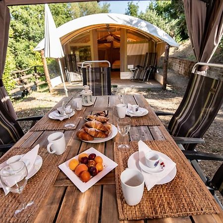 Divacamp Glamping Resort 캄필리아 마리티마 외부 사진